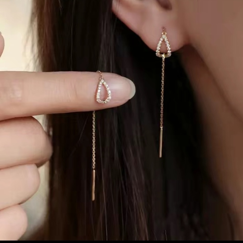 Elegant Jeweled Stud & Thread Earrings - Silver NEW